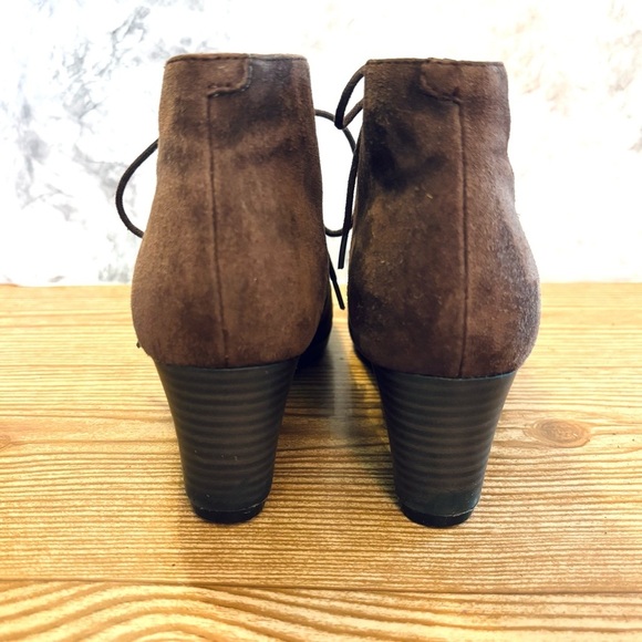 Clark’s Bendable Brown Suede Leather Wedge Ankle Boots Booties Size 6 - Picture 6 of 8